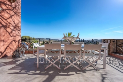 Villa à Mougins &agrave; louer à partir de 18 000 € / semaine, Photo 10