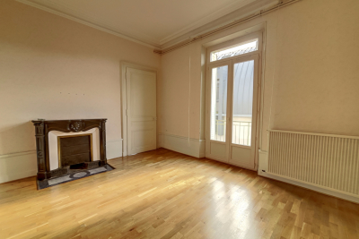 Appartement &agrave; vendre &agrave; AIX-LES-BAINS  - 4 pi&egrave;ces - 107 m&sup2; 