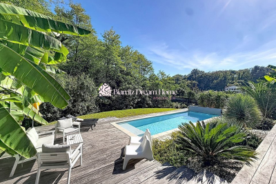 Maison &agrave; vendre &agrave; HENDAYE  - 5 pi&egrave;ces - 160 m&sup2; 