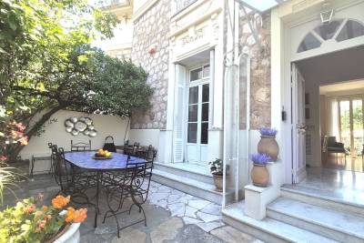 Maison &agrave; vendre &agrave; NICE  - 7 pi&egrave;ces - 208 m&sup2; 