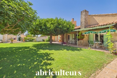 Maison &agrave; vendre &agrave; CHARLEVAL  - 8 pi&egrave;ces - 198 m&sup2; 