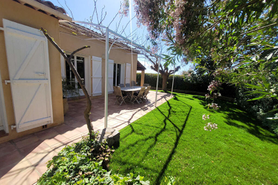 Maison &agrave; louer &agrave; SANARY-SUR-MER  - 3 pi&egrave;ces - 90 m&sup2; 