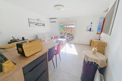 Appartement &agrave; vendre &agrave; SIX-FOURS-LES-PLAGES  - 2 pi&egrave;ces - 68 m&sup2; 