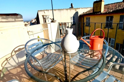 Appartement &agrave; vendre &agrave; HYÈRES  - 2 pi&egrave;ces - 30 m&sup2; 