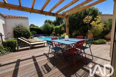 Maison &agrave; vendre &agrave; PERIGNY  - 10 pi&egrave;ces - 239 m&sup2; 