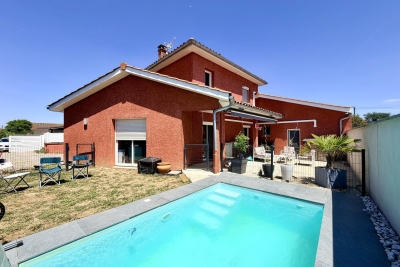 Maison &agrave; vendre &agrave; St-Jean de Thurigneux  - 6 pi&egrave;ces 137 m&sup2; 