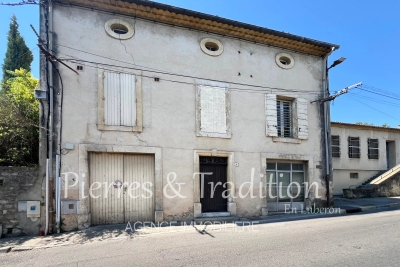 Maison &agrave; vendre &agrave; APT  - 10 pi&egrave;ces - 449 m&sup2; 