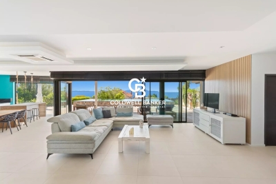 Maison &agrave; vendre &agrave; CARQUEIRANNE  - 5 pi&egrave;ces - 248 m&sup2; 