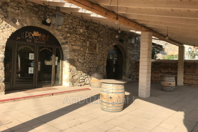 Commerce &agrave; louer &agrave; MASSILLARGUES-ATTUECH Cévennes  - 240 m&sup2; 