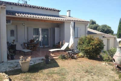 Maison &agrave; vendre &agrave; VILLENEUVE-LÈS-AVIGNON  - 5 pi&egrave;ces - 100 m&sup2; 