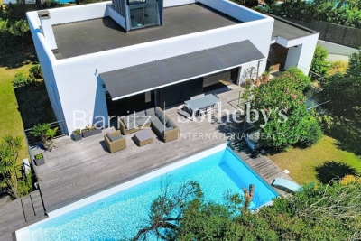 Maison &agrave; vendre &agrave; ANGLET  - 6 pi&egrave;ces - 265 m&sup2; 