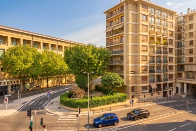 Appartement &agrave; vendre &agrave; AIX-EN-PROVENCE  - 5 pi&egrave;ces - 100 m&sup2; 