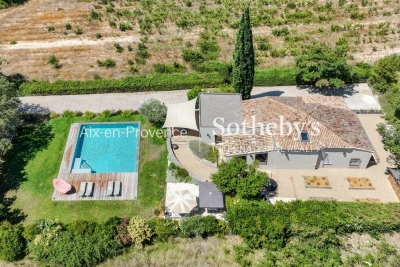 Maison &agrave; vendre &agrave; EGUILLES  - 6 pi&egrave;ces - 210 m&sup2; 