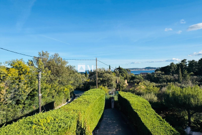 Maison &agrave; vendre &agrave; Grimaud  - 5 pi&egrave;ces 175 m&sup2; 