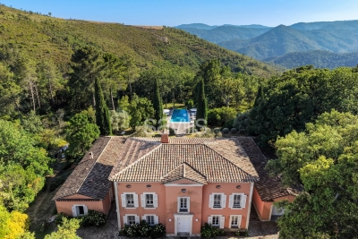 Villa in La Garde-Freinet for rental from 4 800 € / week, Photo 1