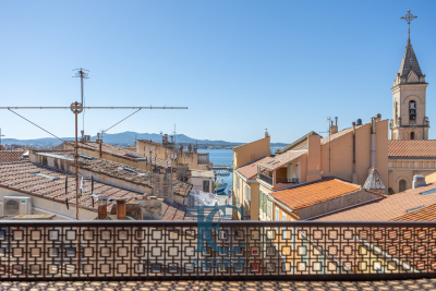 Appartement &agrave; vendre &agrave; SANARY-SUR-MER  - 3 pi&egrave;ces - 50 m&sup2; 