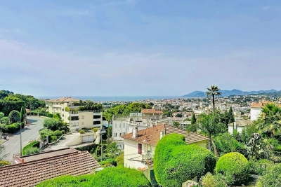Appartement &agrave; vendre &agrave; LE CANNET  - 4 pi&egrave;ces - 105 m&sup2; 