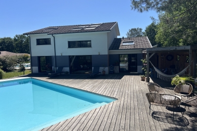 Maison &agrave; vendre &agrave; Blanquefort  - 10 pi&egrave;ces 228 m&sup2; 