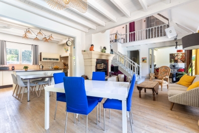 Maison &agrave; vendre &agrave; Galgon  - 10 pi&egrave;ces 270 m&sup2; 