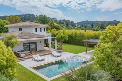 Maison &agrave; vendre &agrave; Mougins  - 5 pi&egrave;ces 217 m&sup2; 