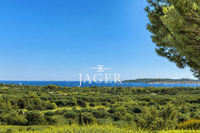 Maison &agrave; vendre &agrave; Grimaud  - 7 pi&egrave;ces 250 m&sup2; 