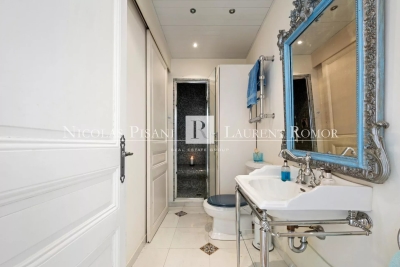 Appartement à Cap-d'Ail &agrave; louer à partir de 13 200 € / semaine, Photo 12