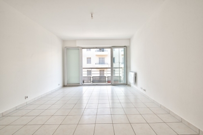 Appartement &agrave; vendre terrasse car 
