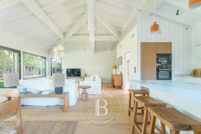 Villa à Cap Ferret &agrave; louer à partir de 10 250 € / semaine, Photo 4