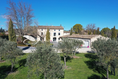 Maison &agrave; vendre &agrave; VELLERON  - 10 pi&egrave;ces - 464 m&sup2; 