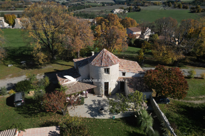 Maison &agrave; vendre &agrave; REVEST-DU-BION  - 11 pi&egrave;ces - 290 m&sup2; 