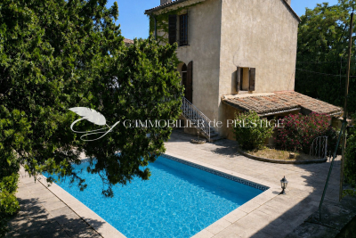 Maison &agrave; vendre &agrave; Carpentras  - 5 pi&egrave;ces 110 m&sup2; 