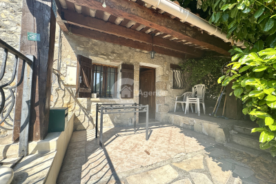 Maison &agrave; vendre &agrave; Le Mas  - 4 pi&egrave;ces 74 m&sup2; 