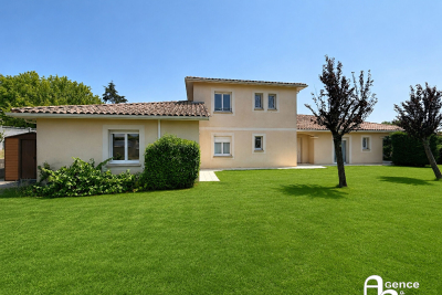 Maison &agrave; vendre &agrave; BLANQUEFORT Capeyron - 9 pi&egrave;ces - 231 m&sup2; 