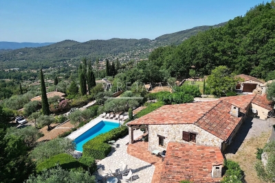 Maison &agrave; vendre &agrave; SEILLANS  - 8 pi&egrave;ces - 202 m&sup2; 