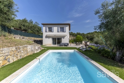 Maison &agrave; louer &agrave; VALBONNE  - 5 pi&egrave;ces - 147 m&sup2; 