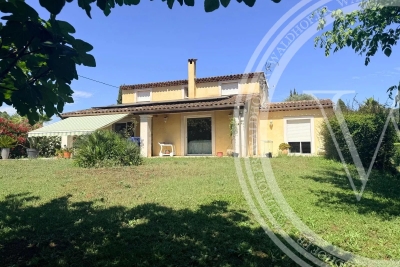 Maison &agrave; vendre &agrave; Mougins  - 5 pi&egrave;ces 161 m&sup2; 