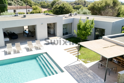 Maison &agrave; vendre &agrave; NÎMES  - 7 pi&egrave;ces - 187 m&sup2; 
