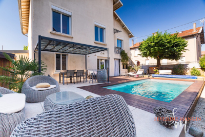 Maison &agrave; vendre &agrave; Romans-sur-Isère  - 6 pi&egrave;ces 188 m&sup2; 