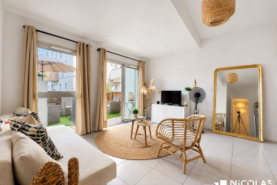 Appartement &agrave; vendre &agrave; BORDEAUX  - 3 pi&egrave;ces - 62 m&sup2; 