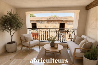 Apartment for sale in ST-CANNAT Ouest - 3 rooms - 68 m&sup2; 