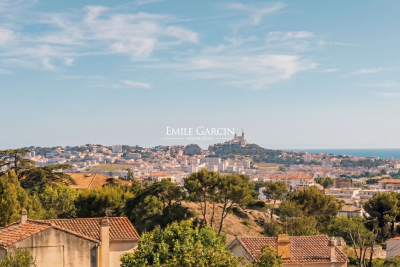 Maison &agrave; vendre &agrave; MARSEILLE 12EME  - 24 pi&egrave;ces - 674 m&sup2; 
