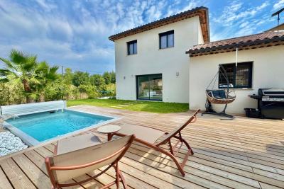 Maison &agrave; vendre &agrave; ST-PAUL-EN-FORÊT  - 4 pi&egrave;ces - 93 m&sup2; 