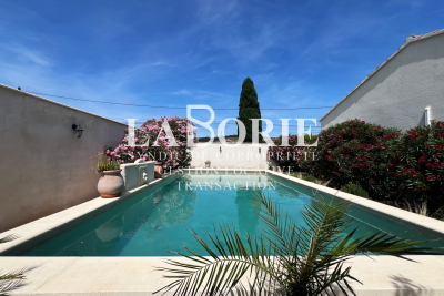 Maison à vendre proche v