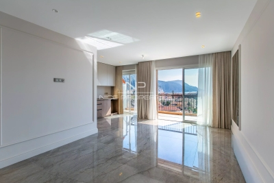 Apartment for sale in BEAULIEU-SUR-MER Cassini - 3 rooms - 71 m&sup2; 