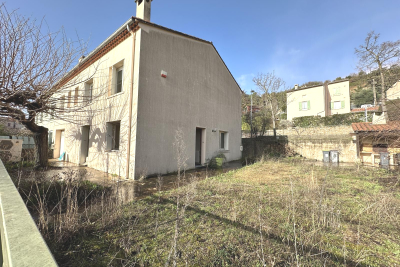 Maison &agrave; vendre &agrave; BEDARIEUX  - 8 pi&egrave;ces - 168 m&sup2; 