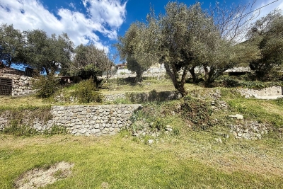 terrain &agrave; vendre plusieurs maisons 5 