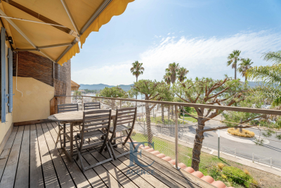 Appartement &agrave; vendre &agrave; ST-CYR-SUR-MER  - 3 pi&egrave;ces - 46 m&sup2; 