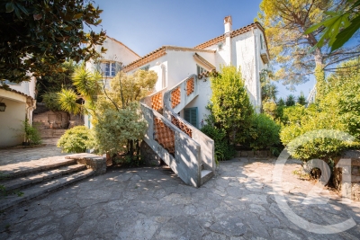 Maison &agrave; vendre ha de terrain 