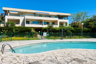 Apartment for sale in ANTIBES Saint-Pancrace-Pessicart - 3 rooms - 54 m&sup2; 