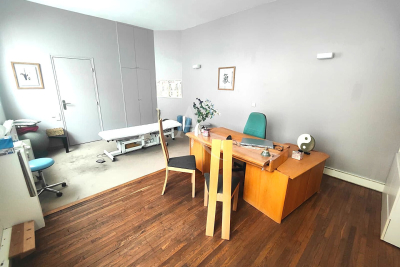 Commerce &agrave; vendre &agrave; PARIS 13EME  - 3 pi&egrave;ces - 42 m&sup2; 